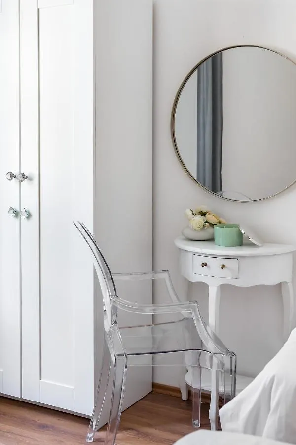 Chic Apartment Steps From Diocletian'S Palace Split